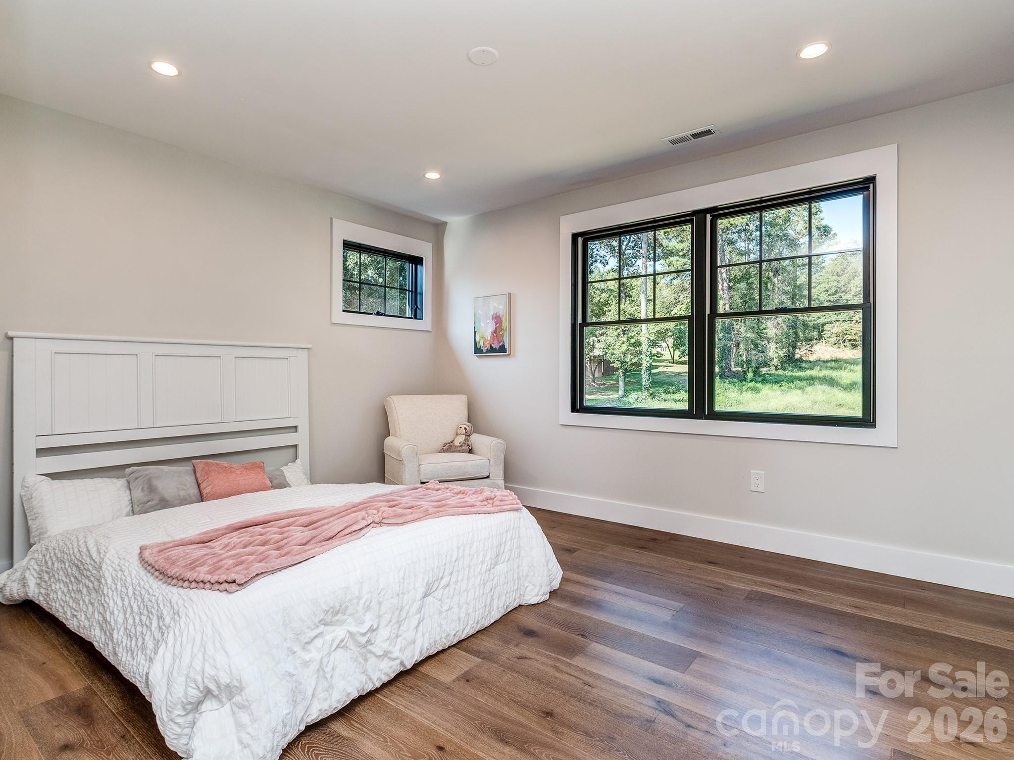 4899 Moonlite Bay Drive — Sherrills Ford