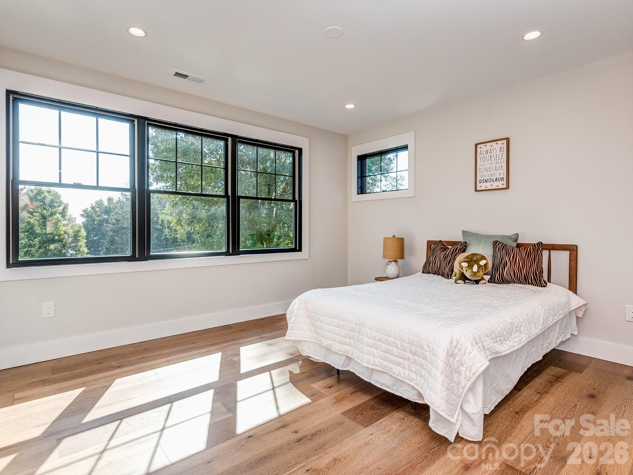 4899 Moonlite Bay Drive — Sherrills Ford