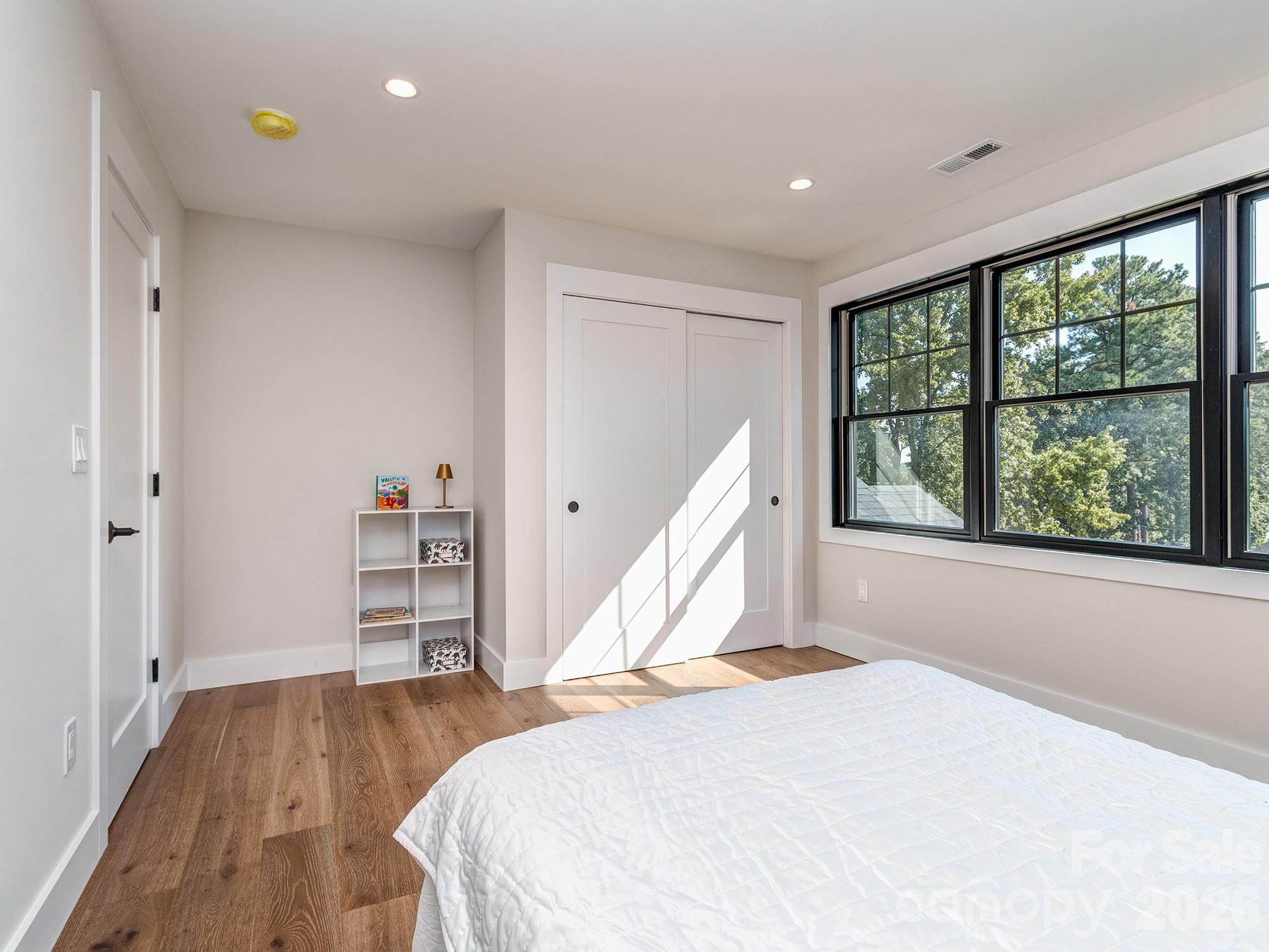4899 Moonlite Bay Drive — Sherrills Ford