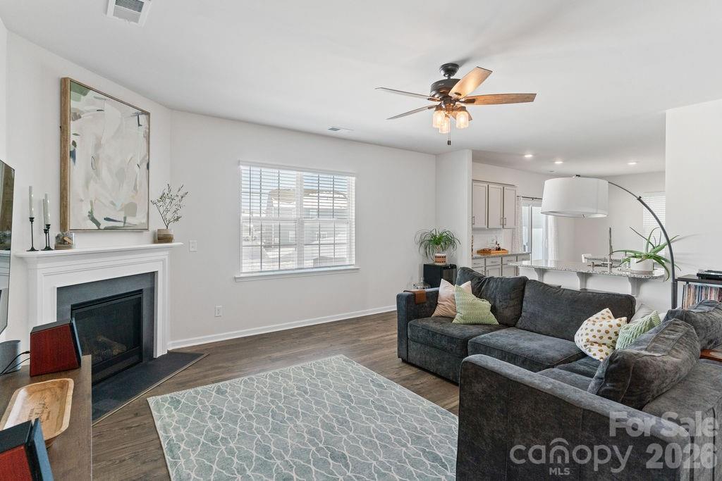 128 Neill Estate Lane — Mooresville