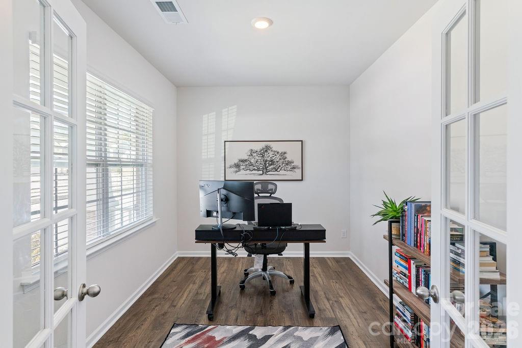 128 Neill Estate Lane — Mooresville