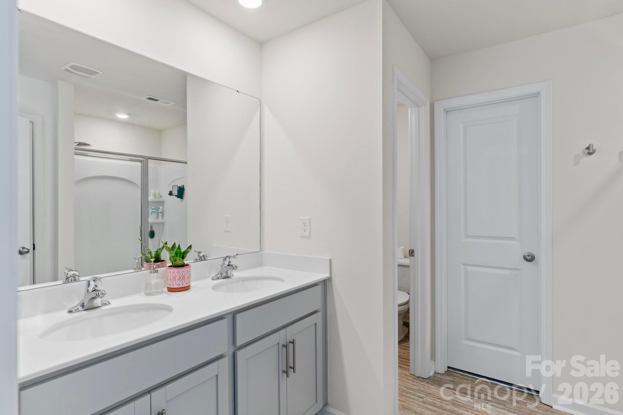 128 Neill Estate Lane — Mooresville