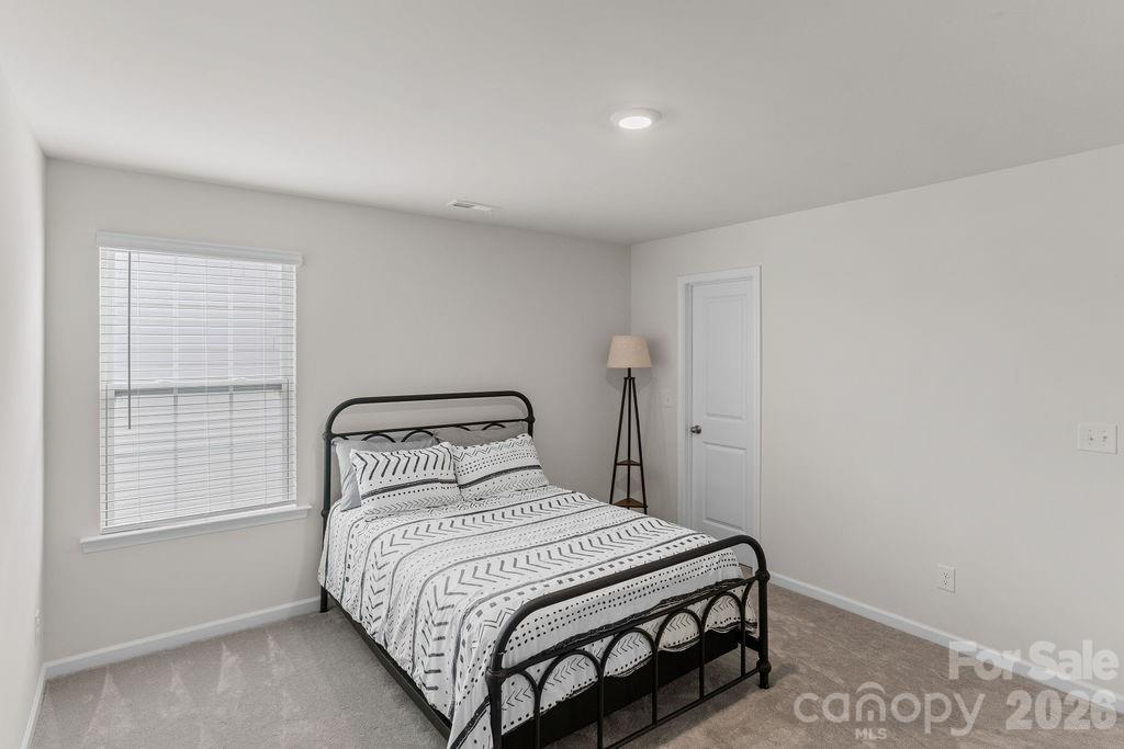 128 Neill Estate Lane — Mooresville