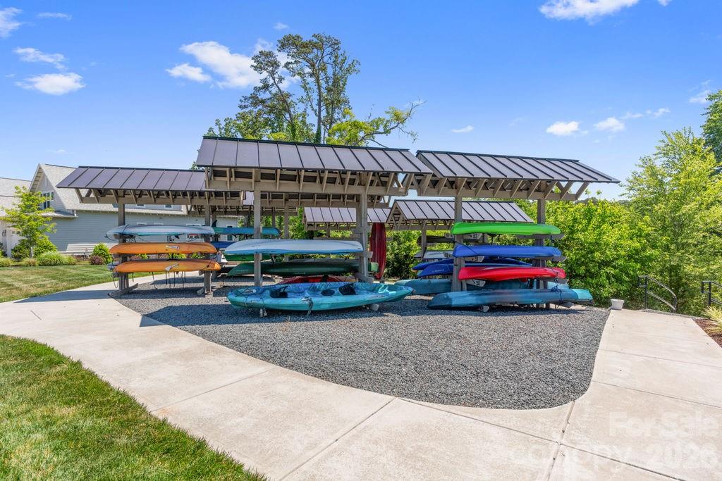128 Neill Estate Lane — Mooresville