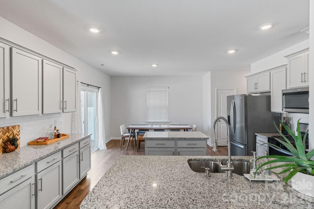 128 Neill Estate Lane — Mooresville