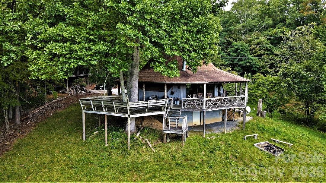 745 Broom Road — Tuckasegee