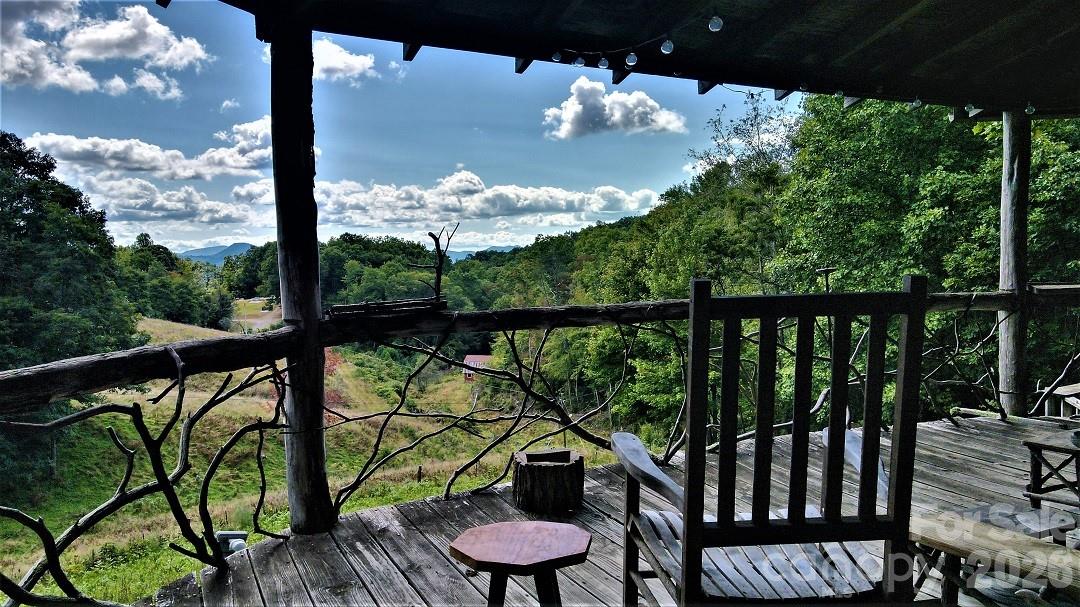 745 Broom Road — Tuckasegee