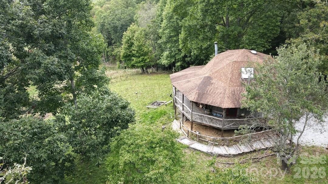 745 Broom Road — Tuckasegee