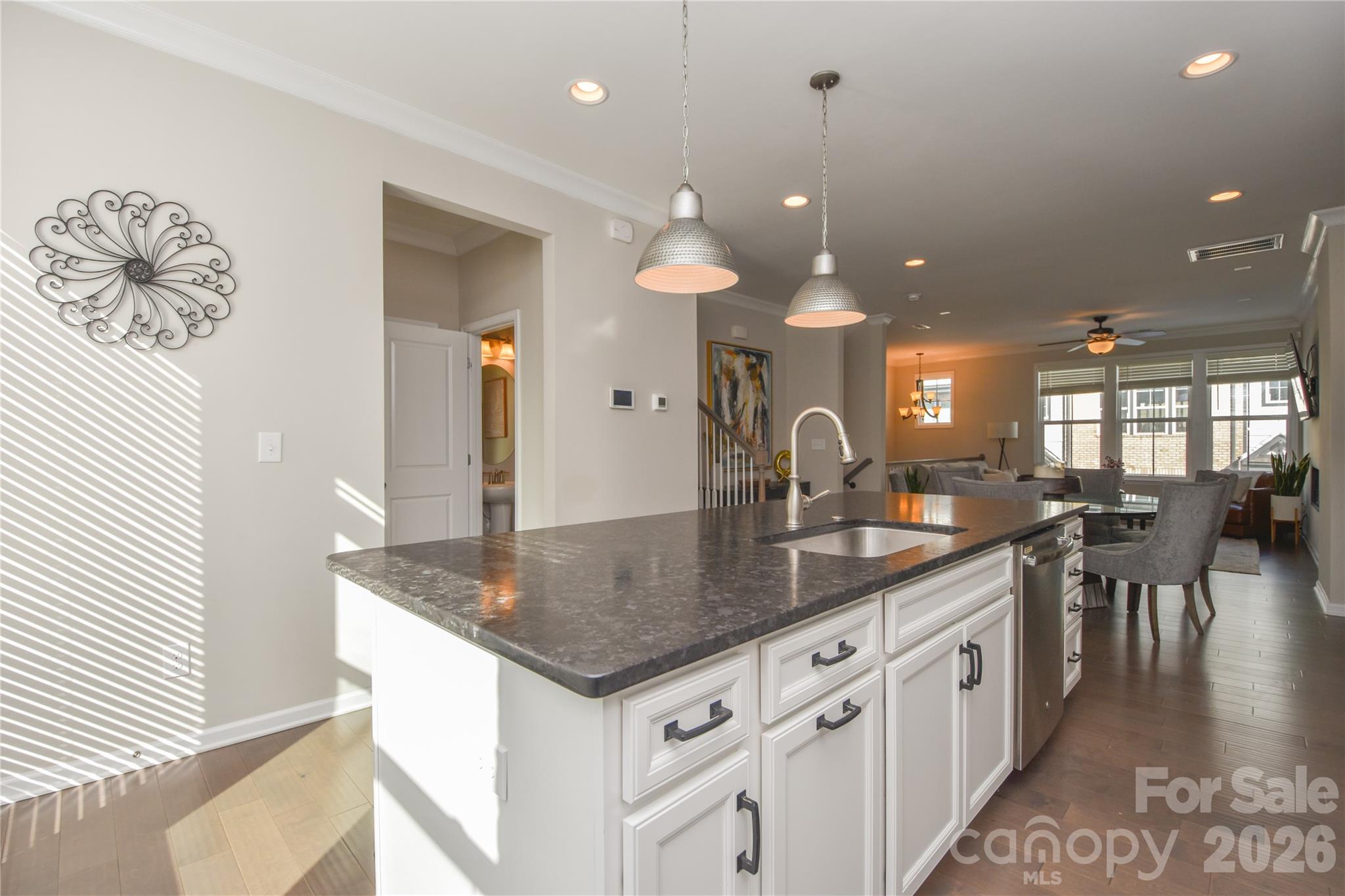612 Tudor Park Way — Charlotte