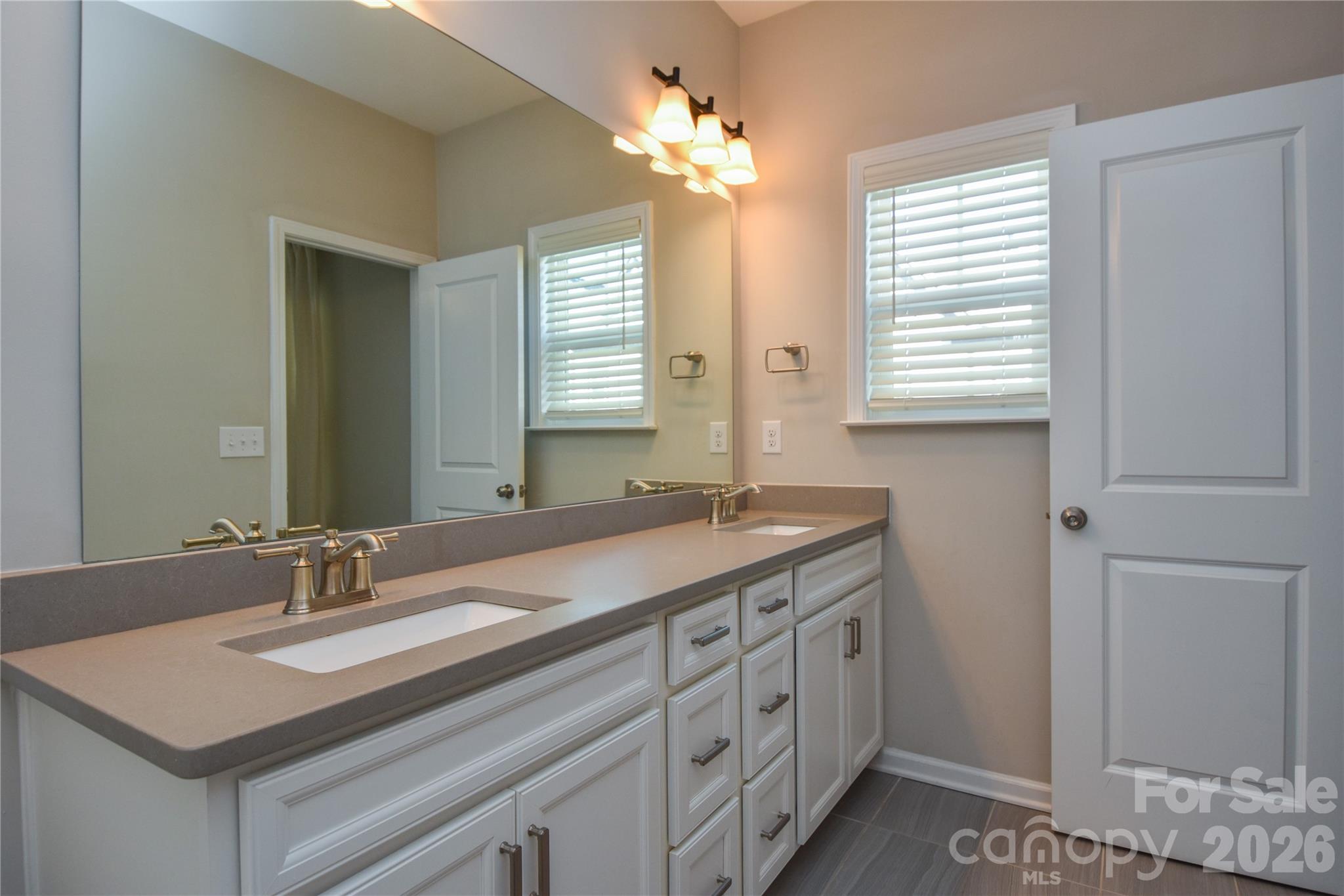 612 Tudor Park Way — Charlotte
