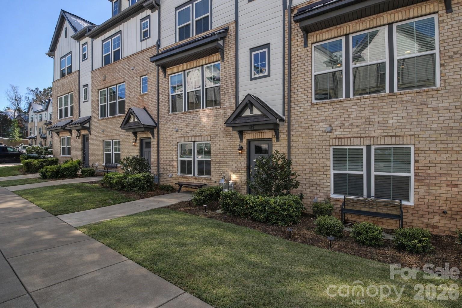 612 Tudor Park Way — Charlotte