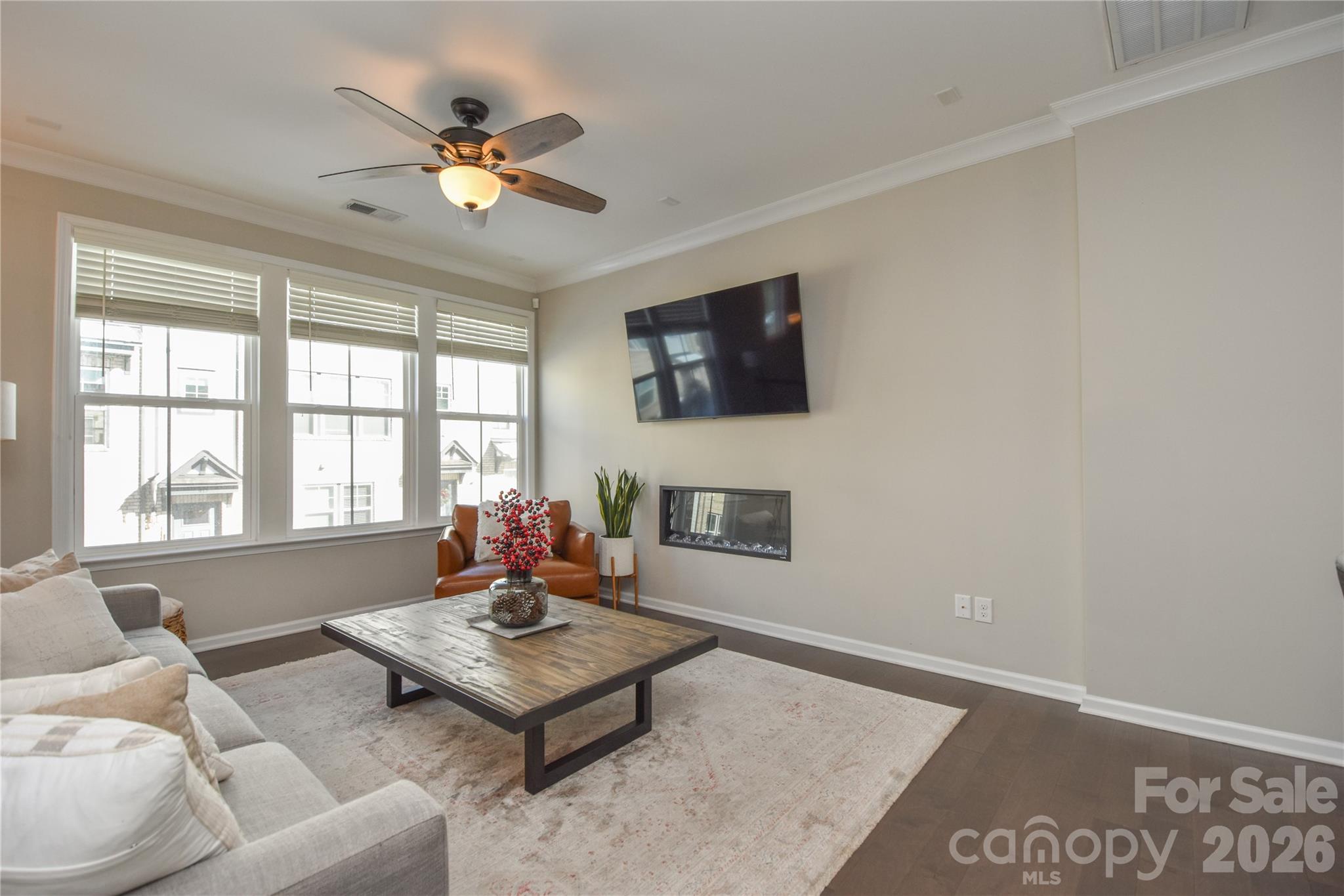 612 Tudor Park Way — Charlotte