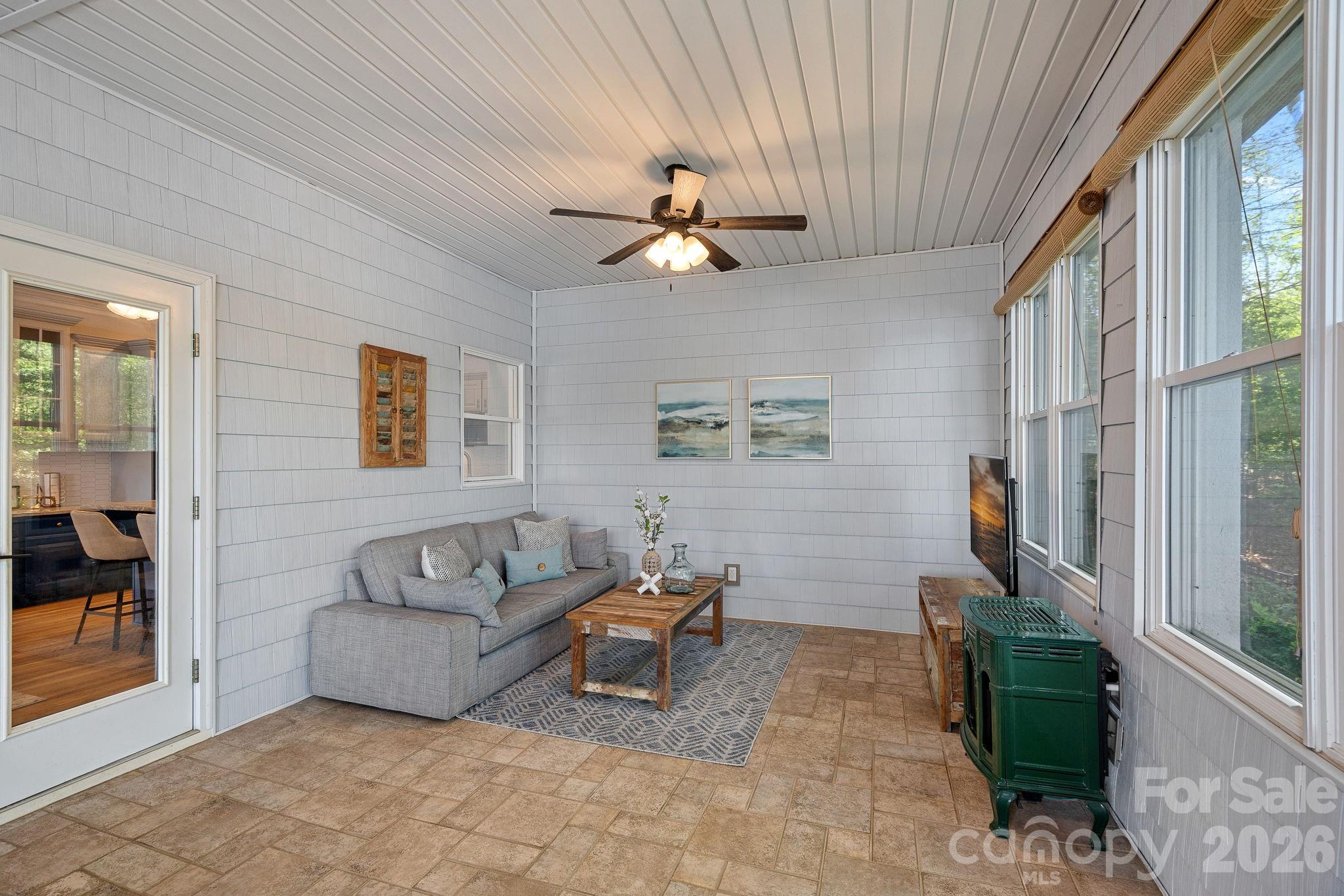 139 Hawks Point Drive — Troutman