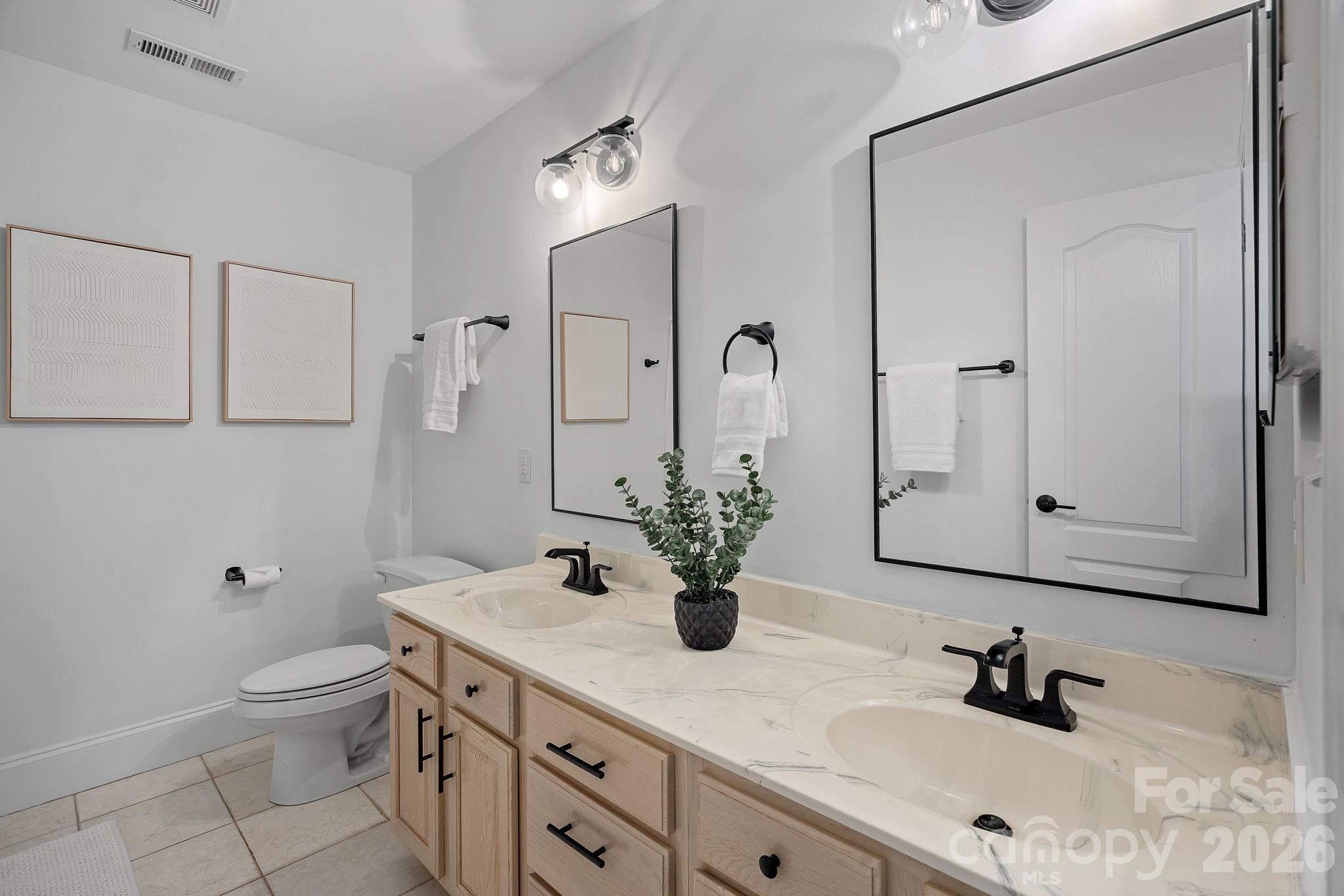 139 Hawks Point Drive — Troutman