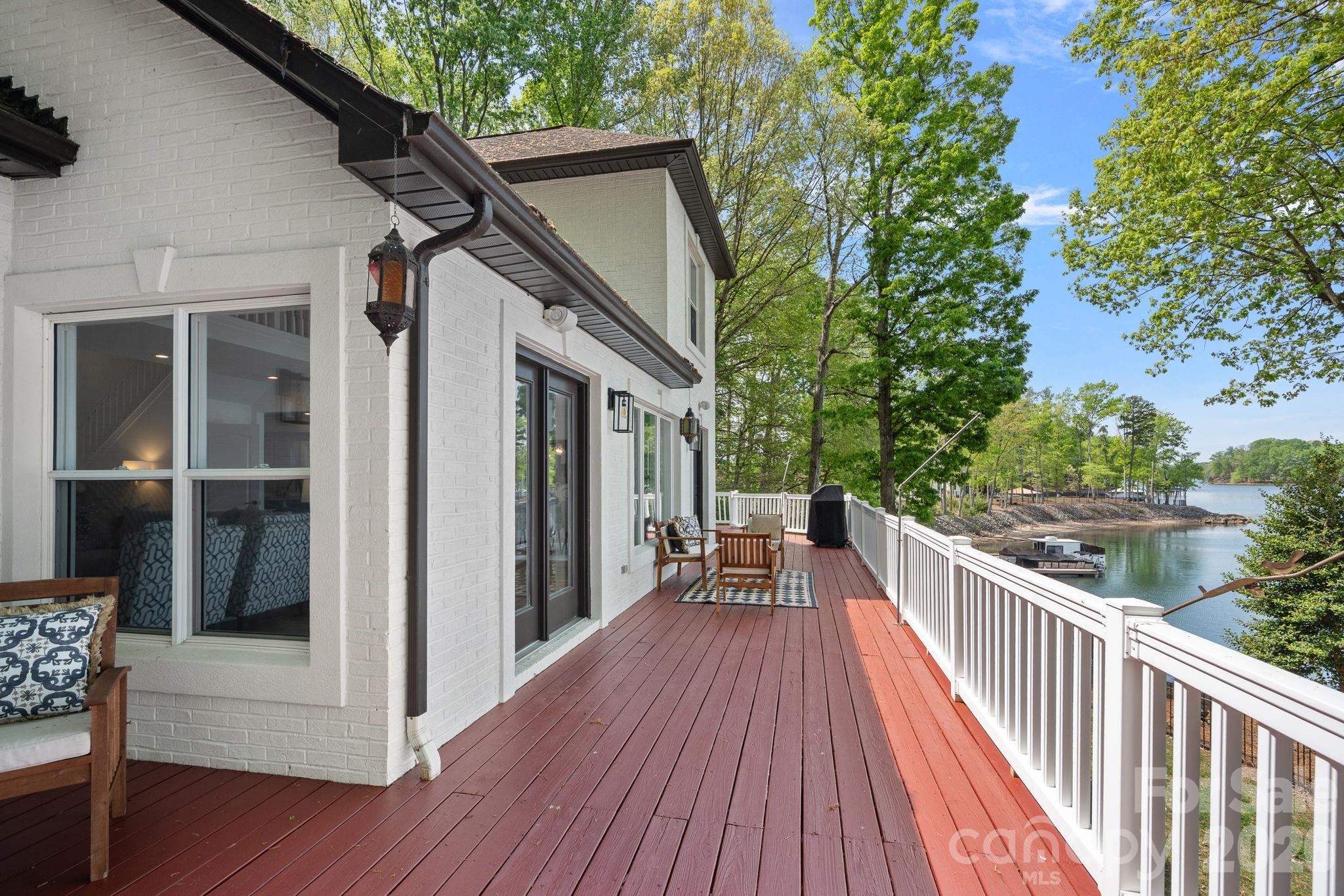 139 Hawks Point Drive — Troutman