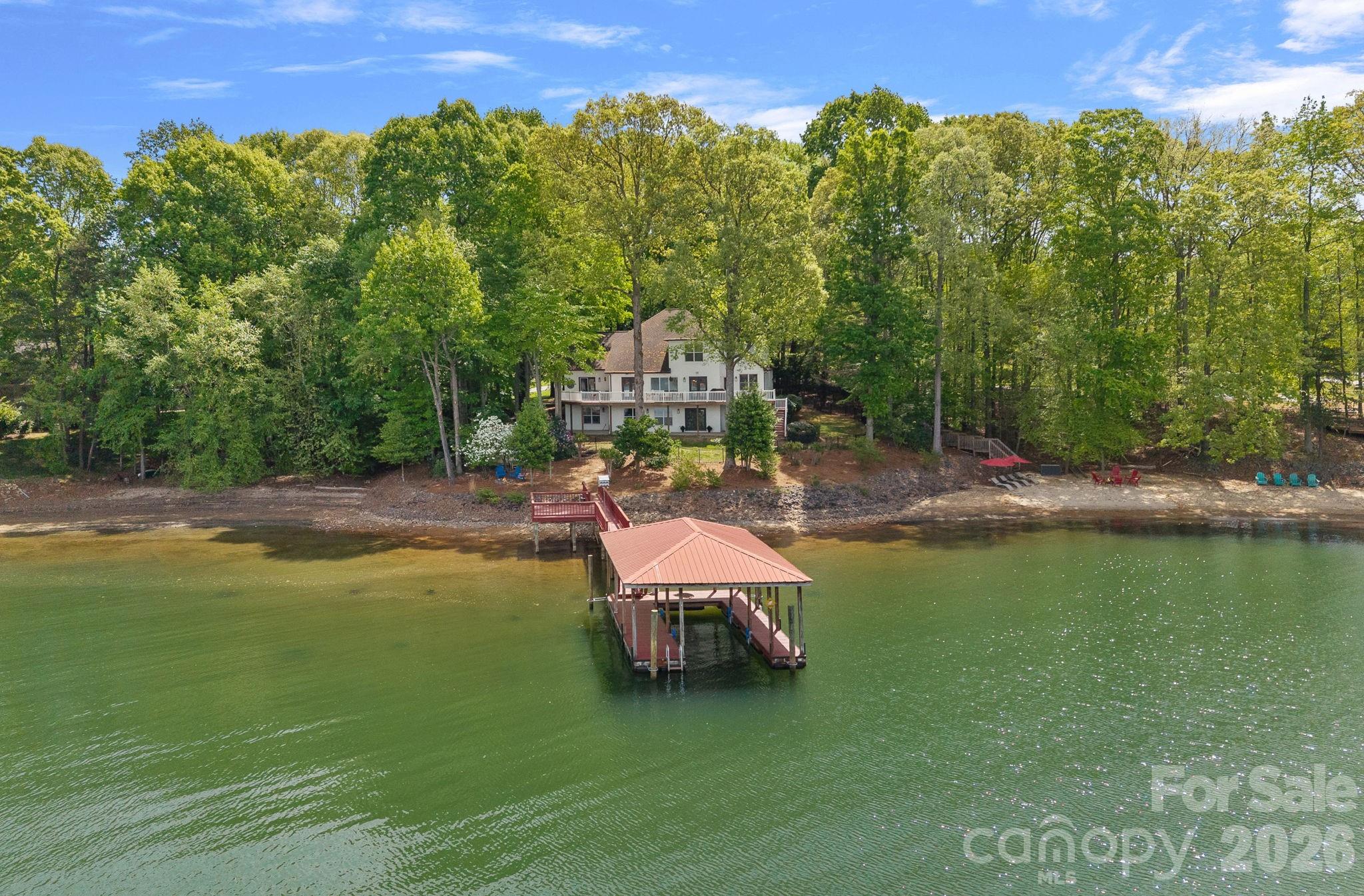 139 Hawks Point Drive — Troutman