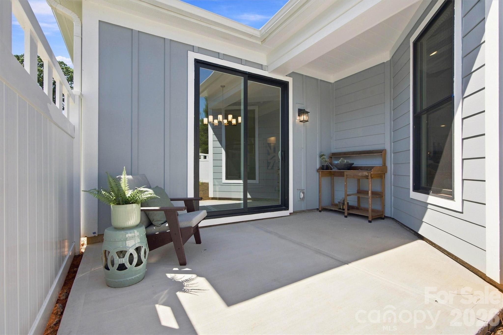 3015 Five Creek Road — Charlotte