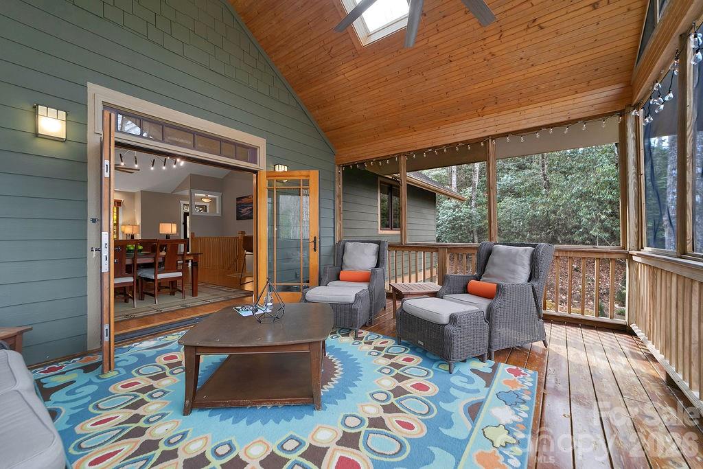 141 Bruce Circle — Pisgah Forest