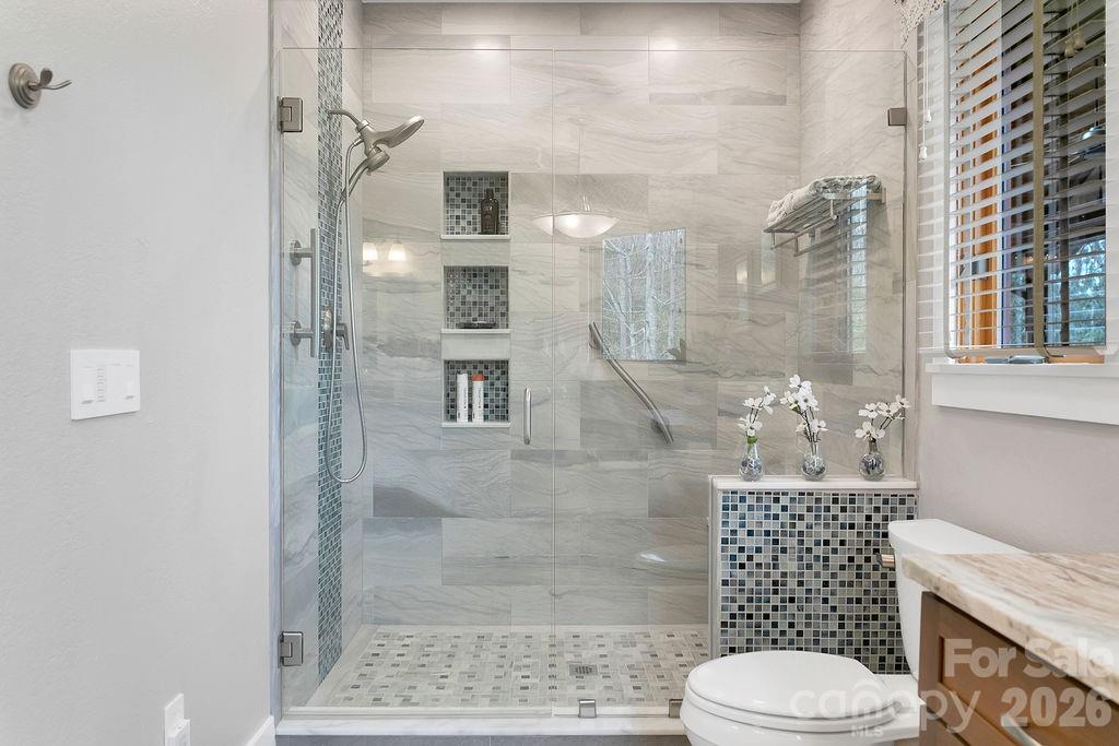 141 Bruce Circle — Pisgah Forest