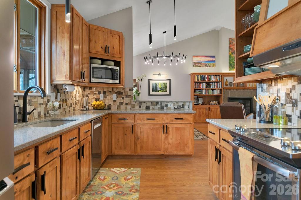 141 Bruce Circle — Pisgah Forest