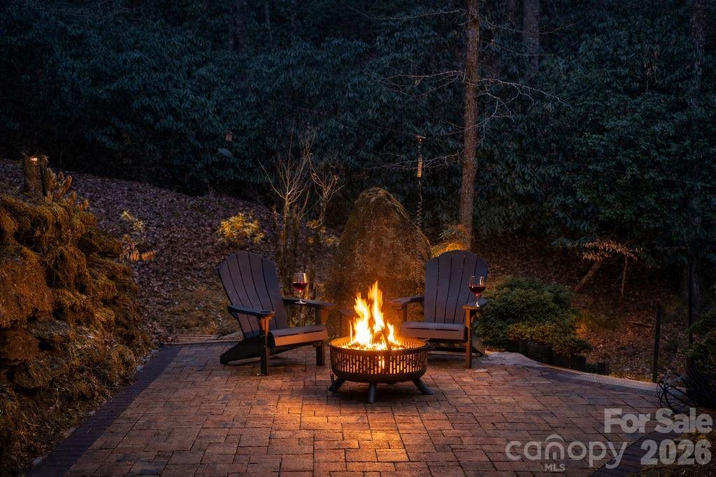 141 Bruce Circle — Pisgah Forest