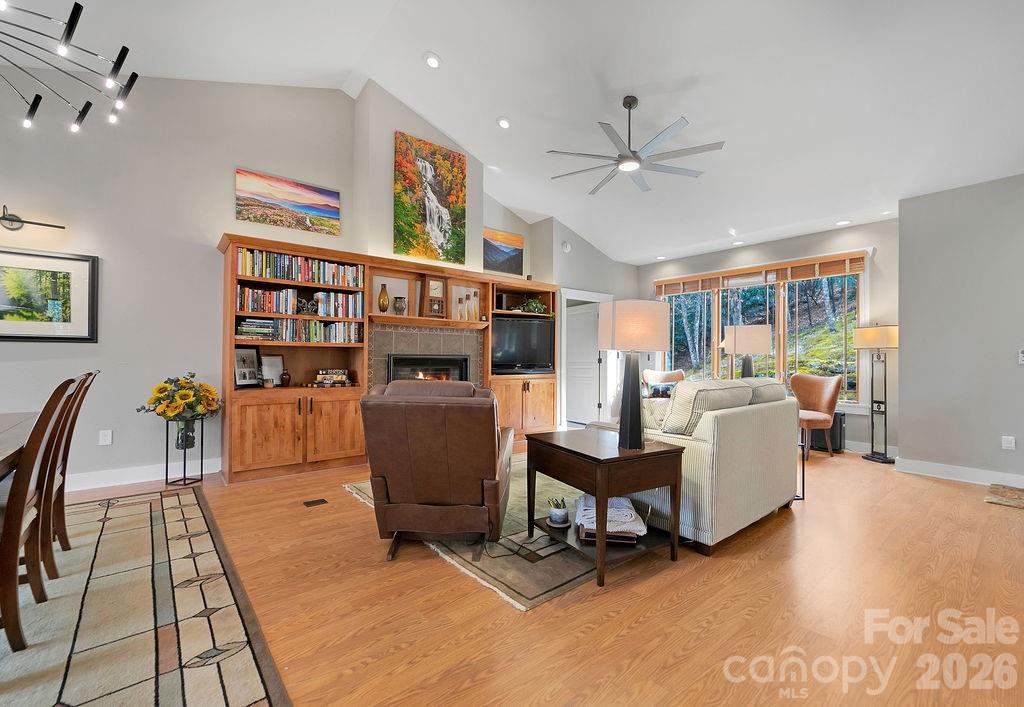 141 Bruce Circle — Pisgah Forest