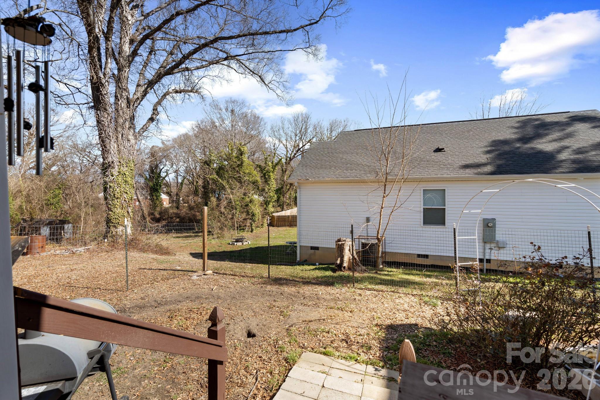 1242 W Airline Avenue — Gastonia