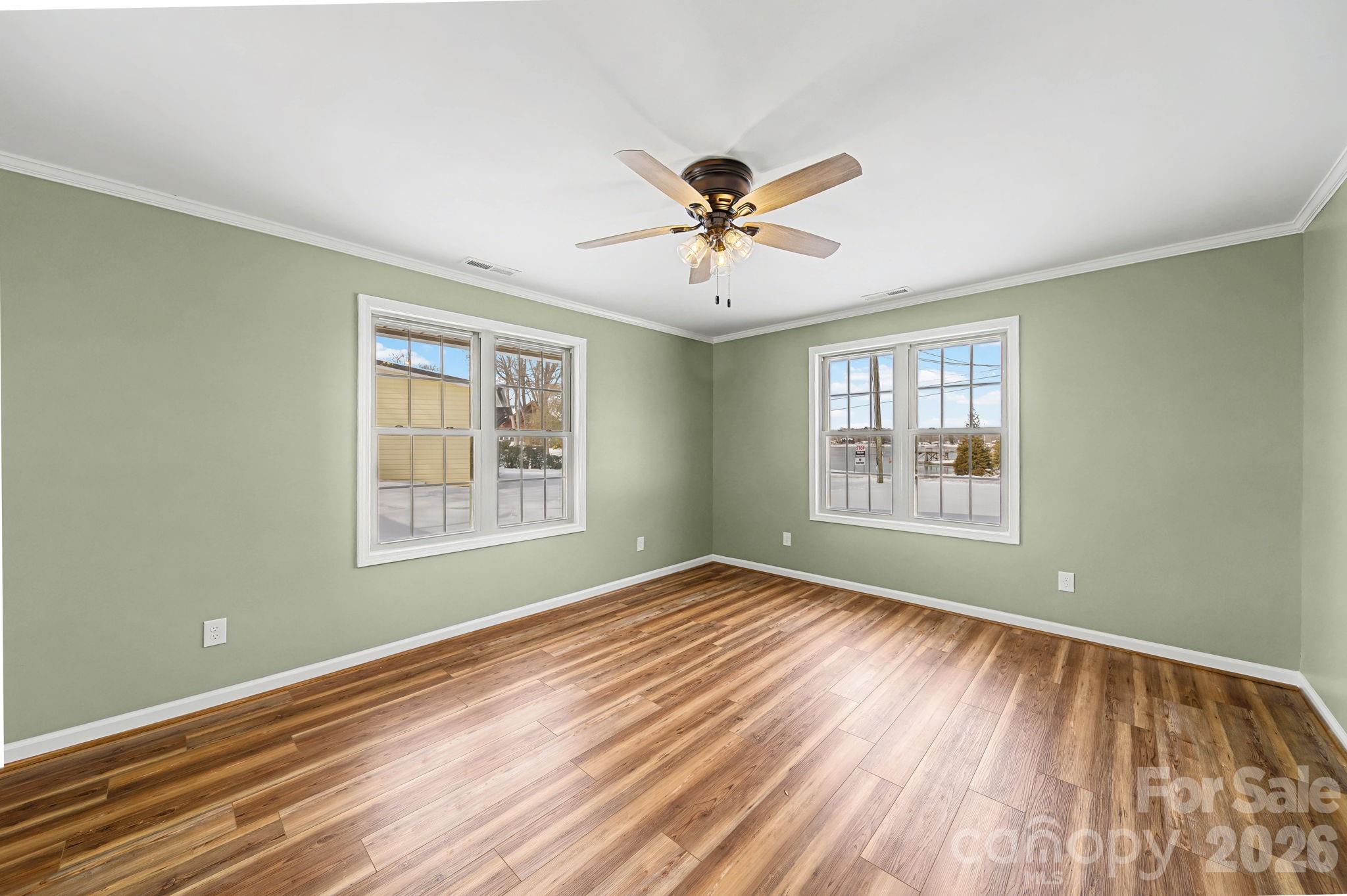 243 Shore Lane — Lexington