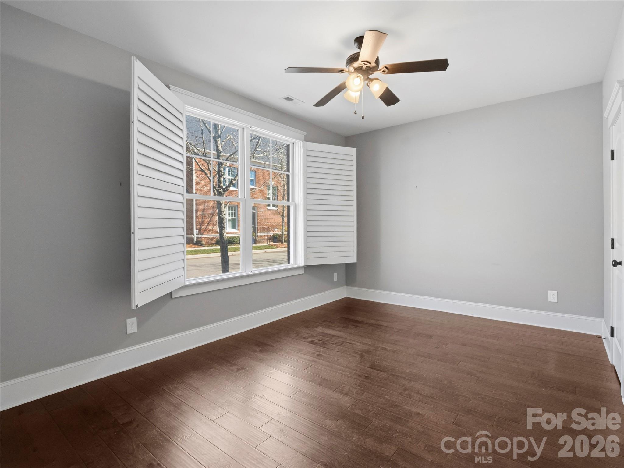 308 Rosemont Row — Belmont