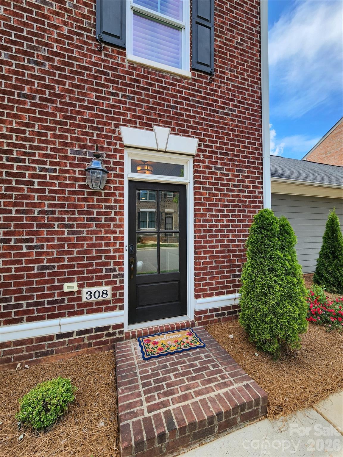 308 Rosemont Row — Belmont
