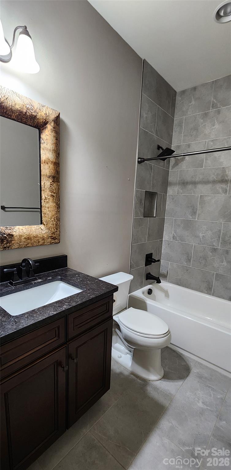 308 Rosemont Row — Belmont