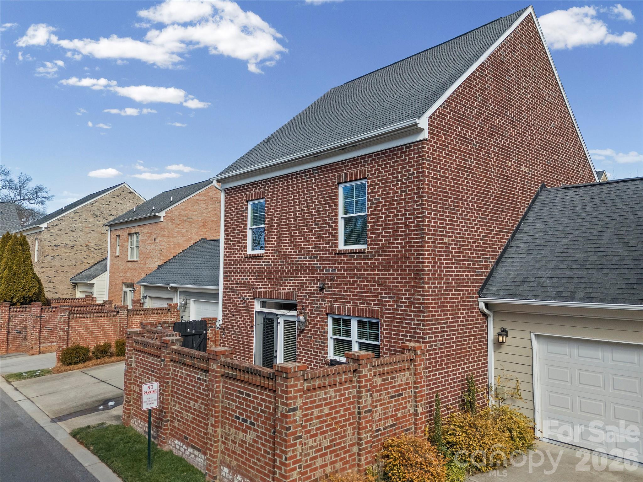 308 Rosemont Row — Belmont