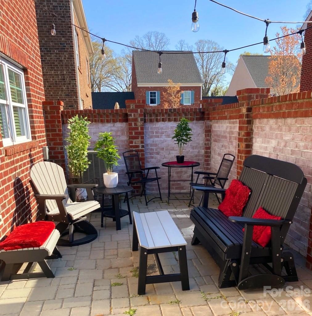 308 Rosemont Row — Belmont