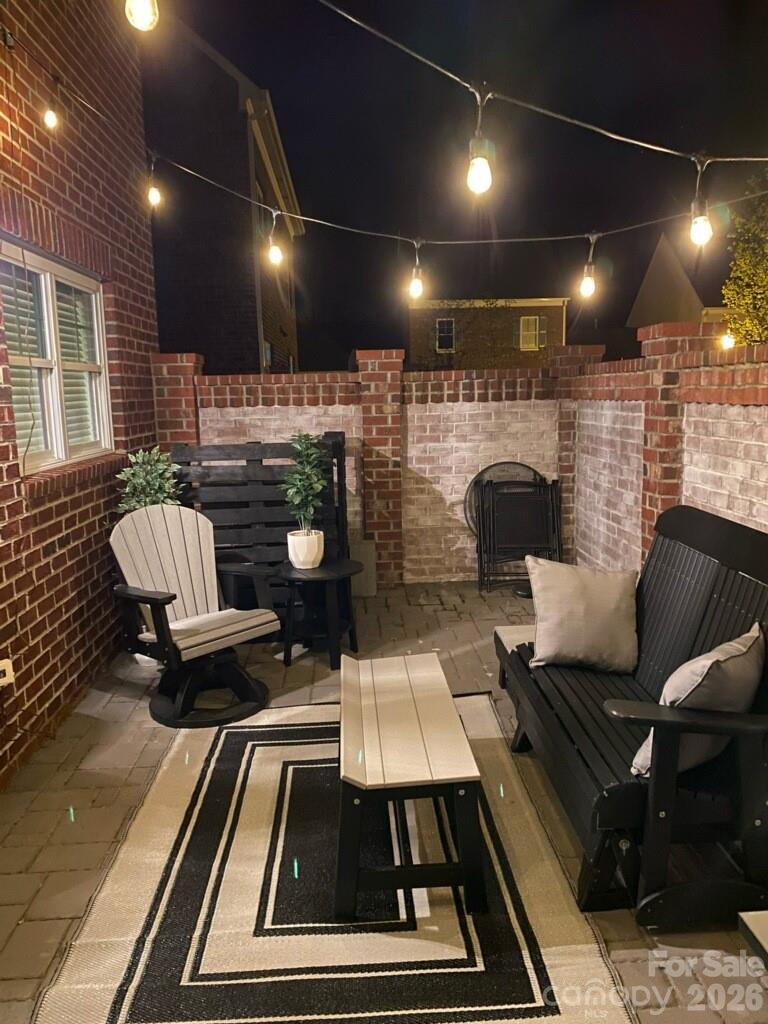 308 Rosemont Row — Belmont