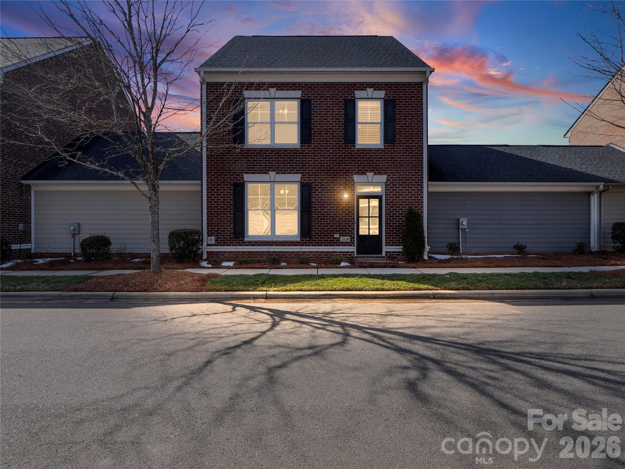 308 Rosemont Row — Belmont