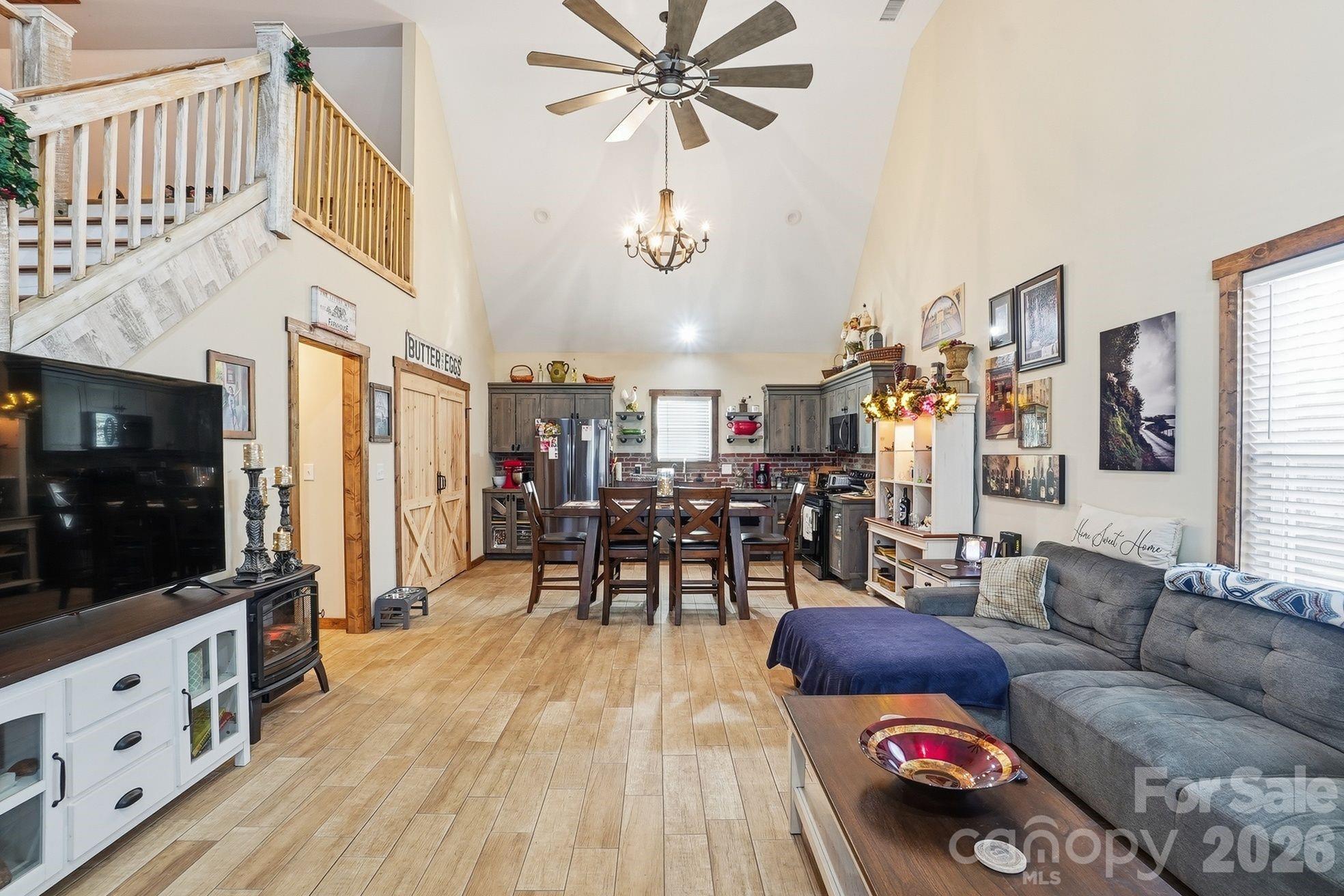 4592 Reid Road — Edgemoor
