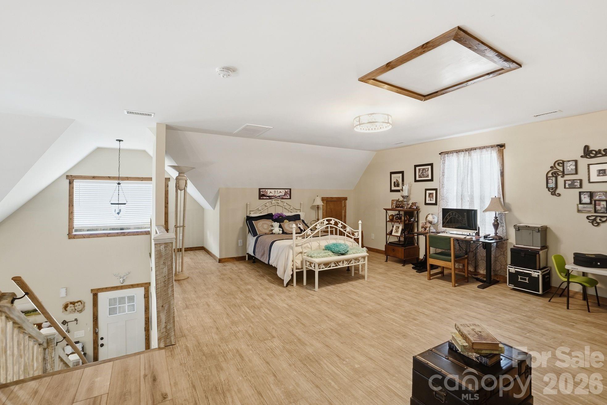 4592 Reid Road — Edgemoor