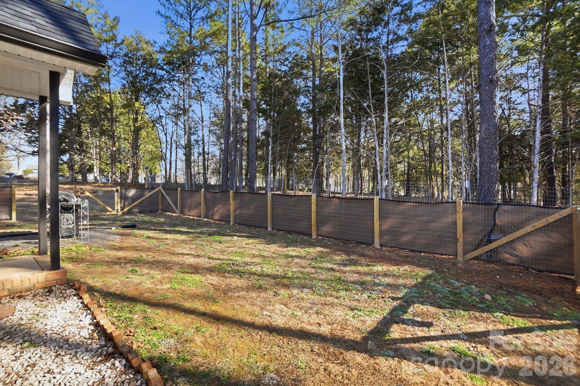 4592 Reid Road — Edgemoor