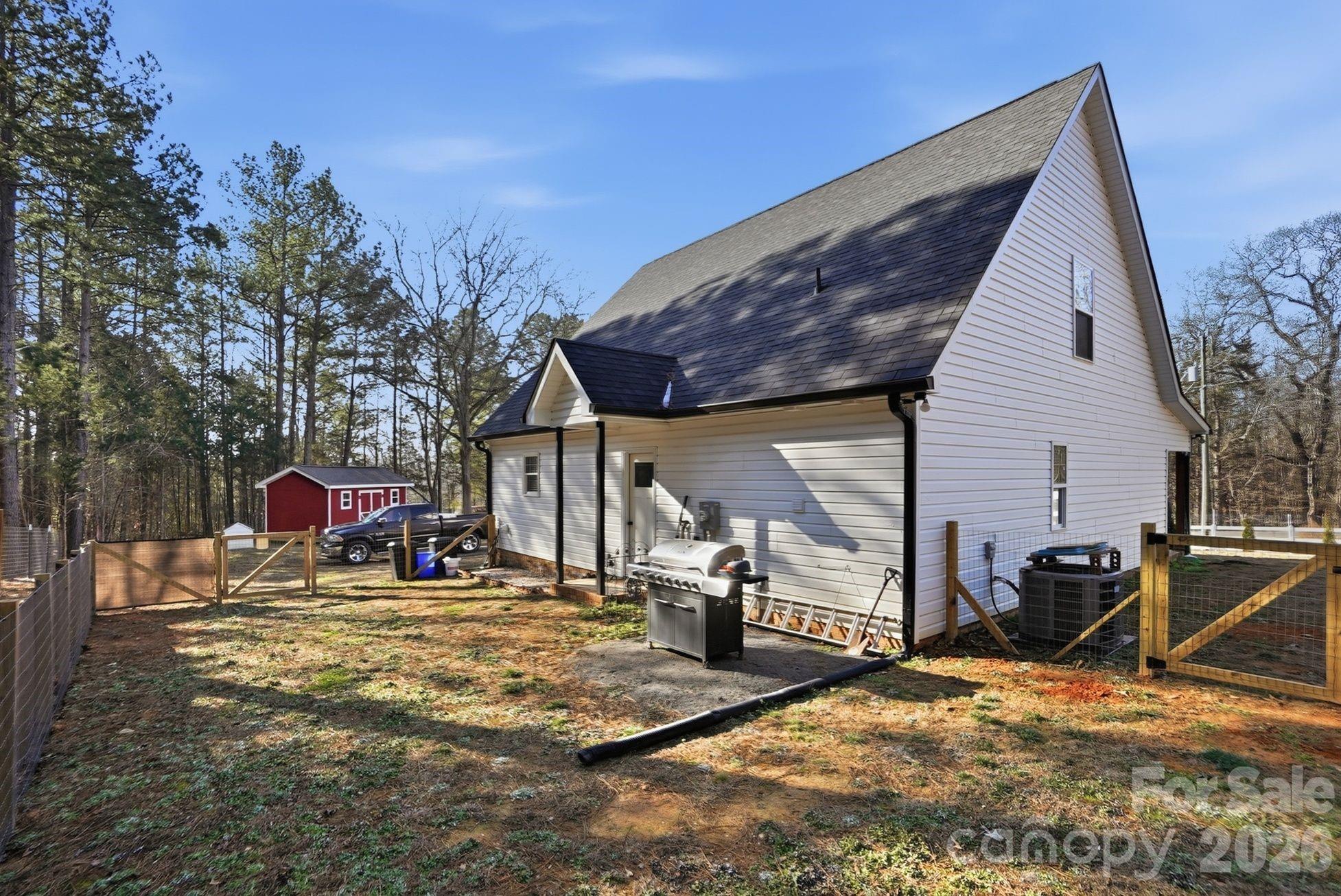 4592 Reid Road — Edgemoor