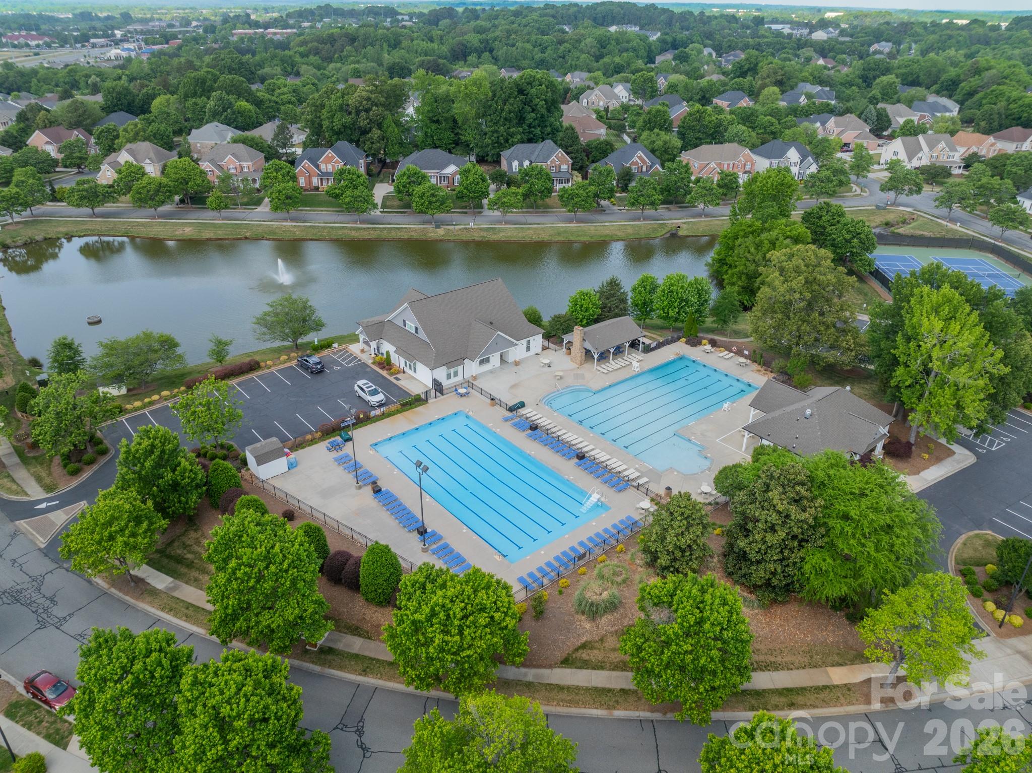 2676 Sunberry Lane NW — Concord