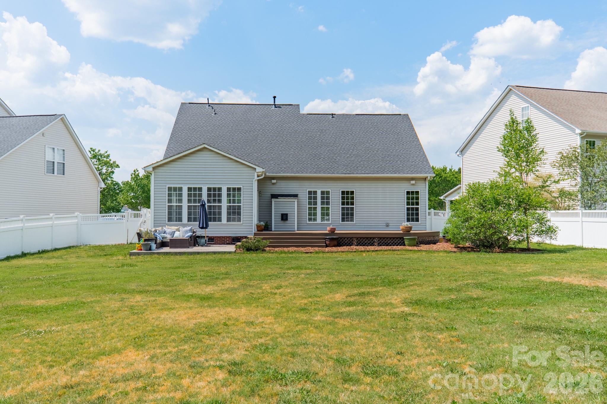 2676 Sunberry Lane NW — Concord