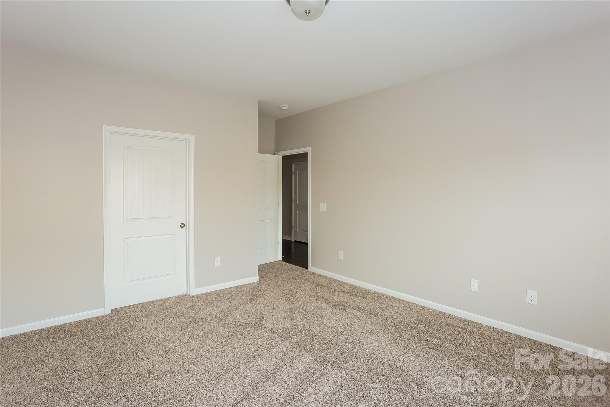 288 Harrison Lane — Locust