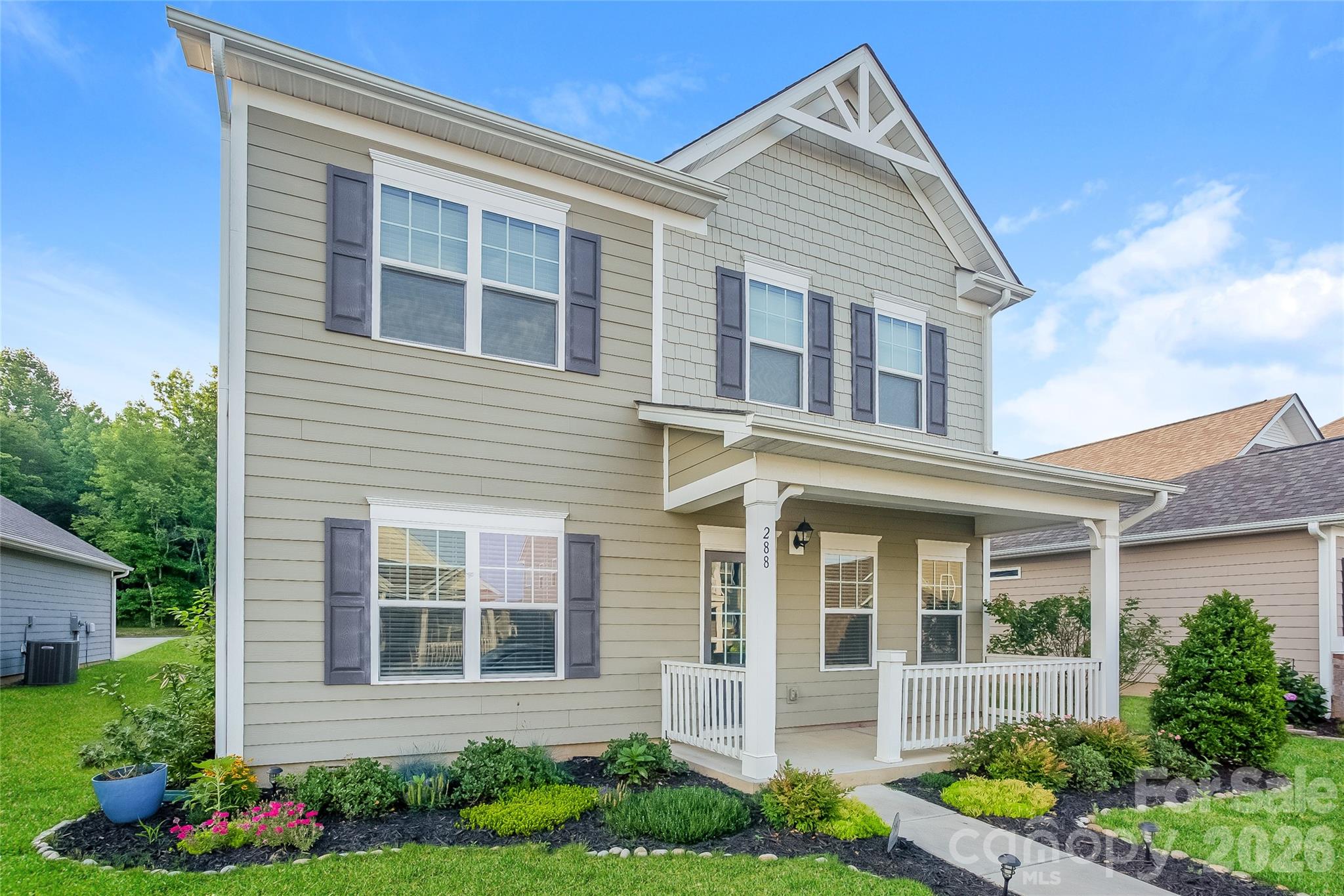 288 Harrison Lane — Locust