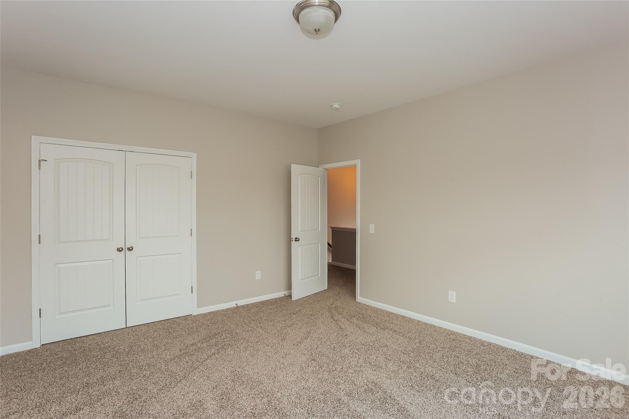288 Harrison Lane — Locust