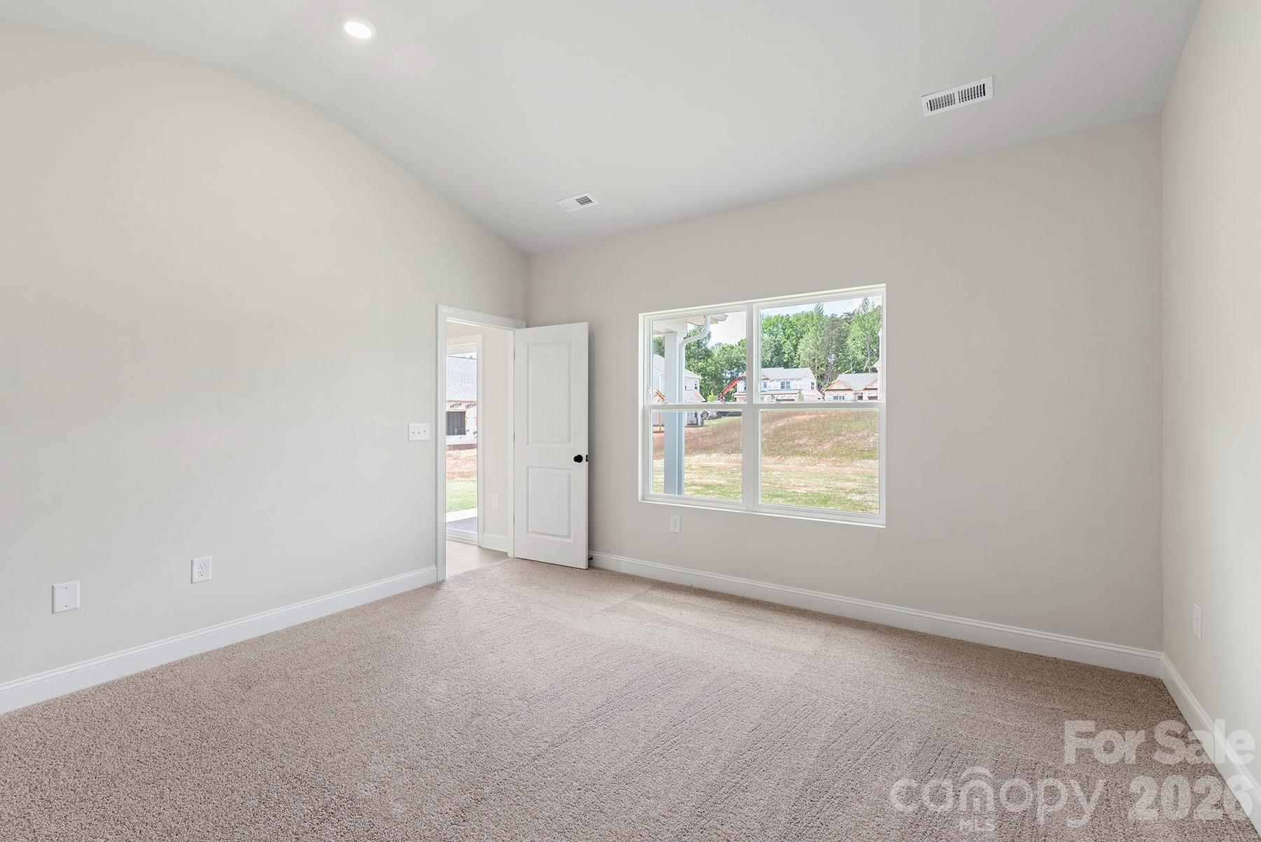 3622 Narrow Lane — Charlotte