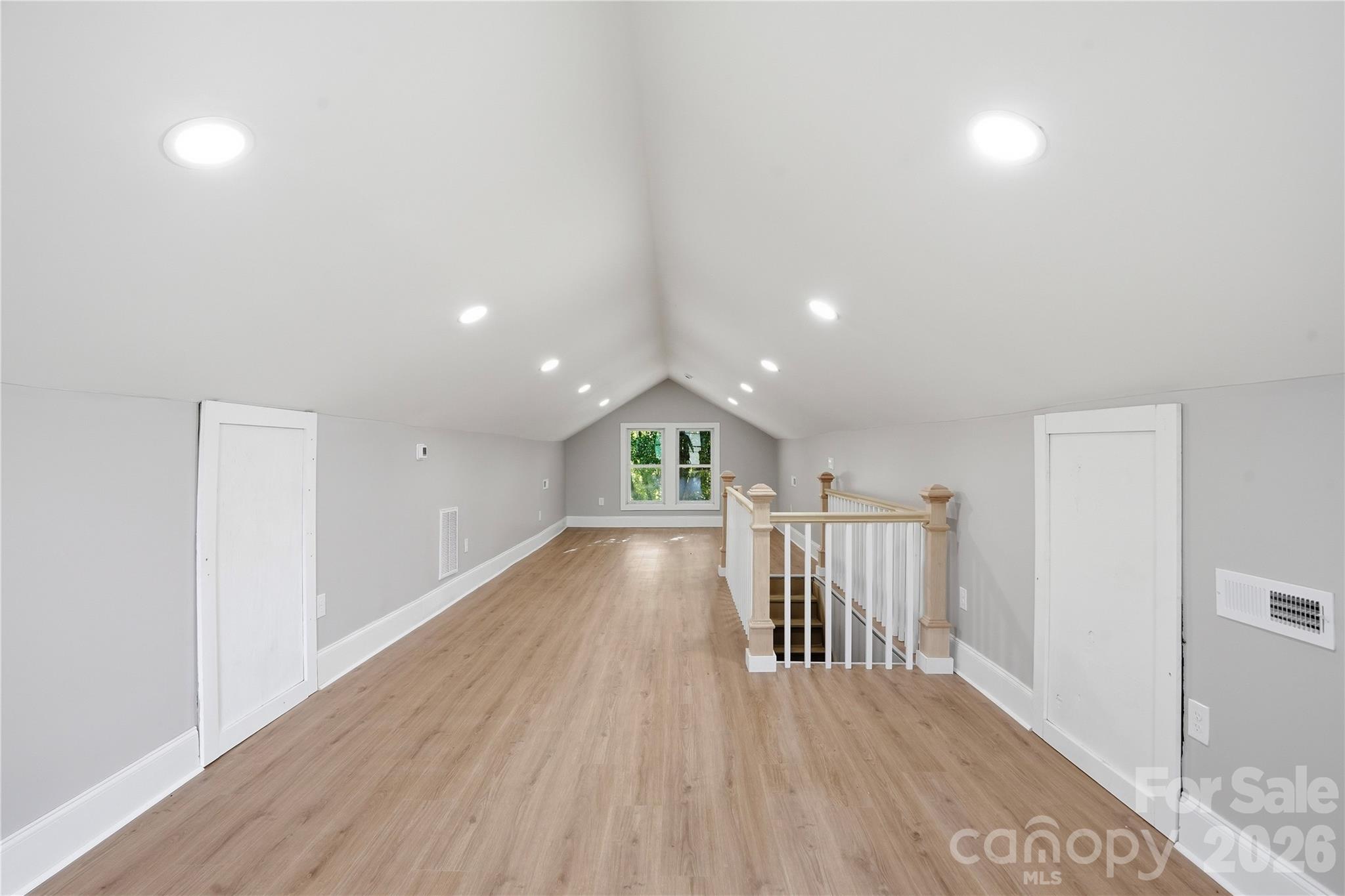 234 S Ervin Avenue — Newton