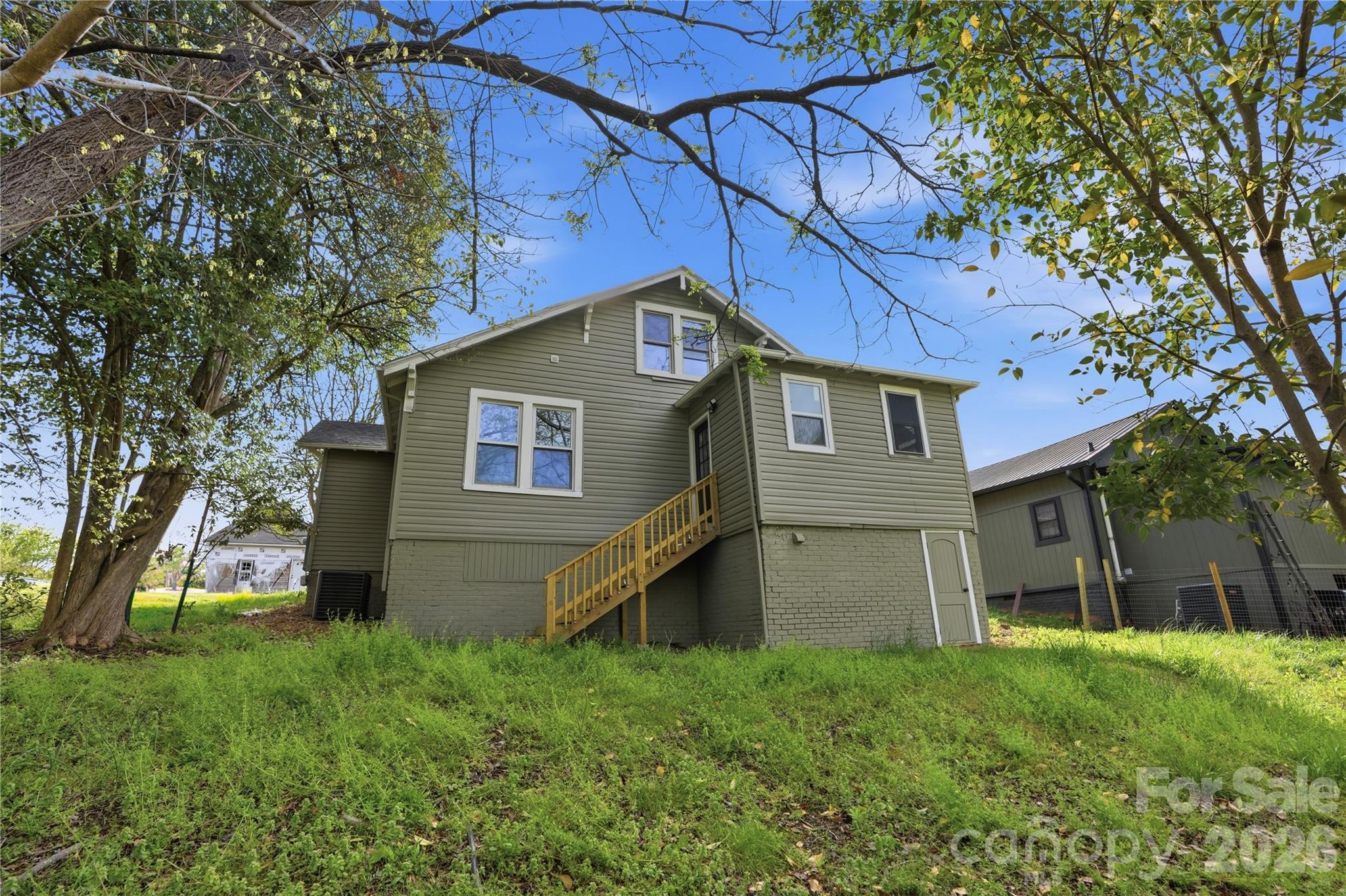 234 S Ervin Avenue — Newton