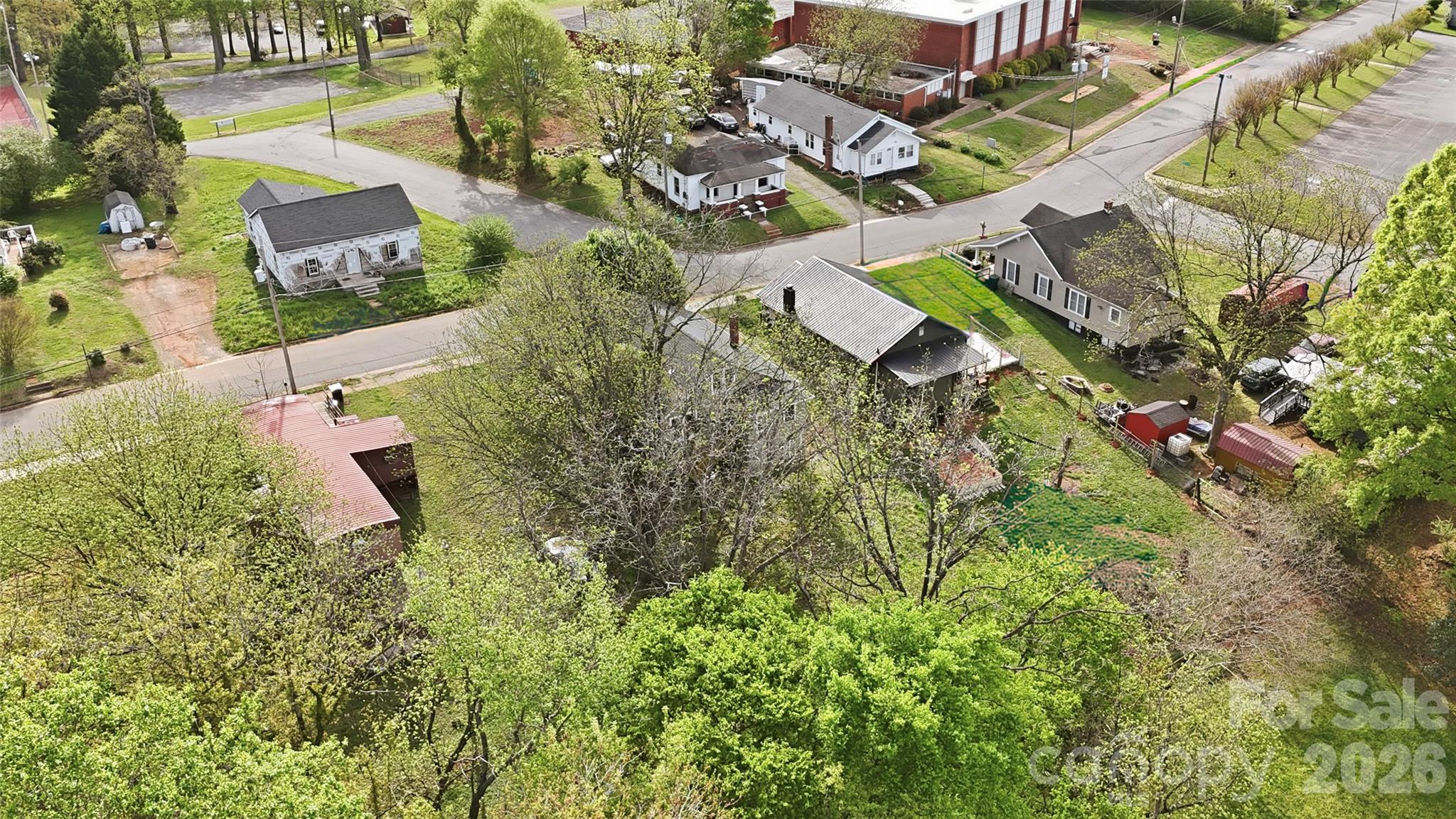 234 S Ervin Avenue — Newton
