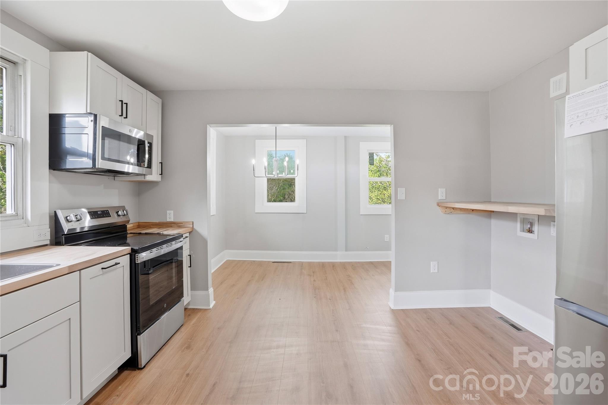 234 S Ervin Avenue — Newton