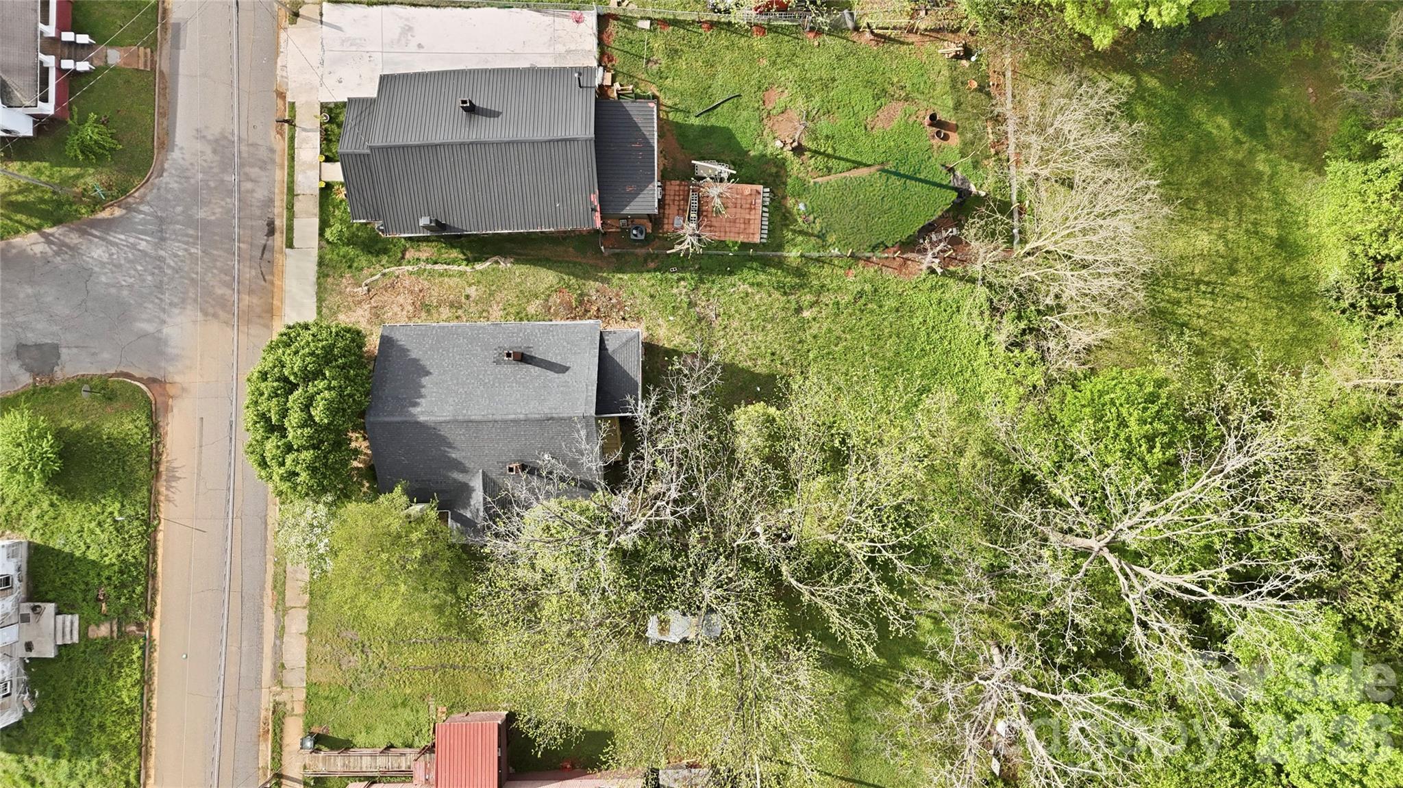 234 S Ervin Avenue — Newton